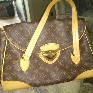Louis Vuitton Beverly monogram